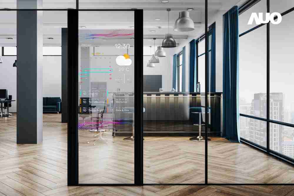 60吋Micro LED透明窗屏显示器，，，可依需求调整并延伸应用于不同场域，，，包括汽车侧窗或家庭玄关、、、智慧橱窗、、、商业展示等面向，，，提供丰富的信息娱乐内容